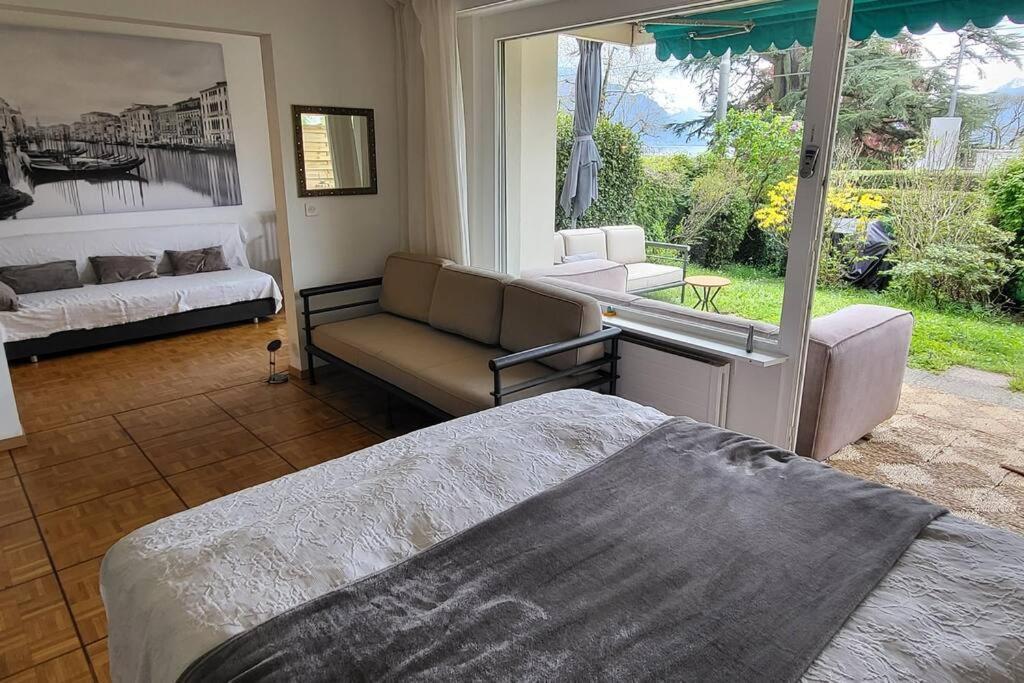 Apartment Side/fire Place/garden/freeparking/45m2 *