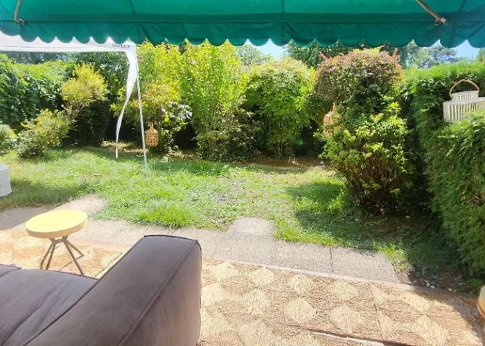 Lake Side/Fire Place/Garden/Freeparking/45M2